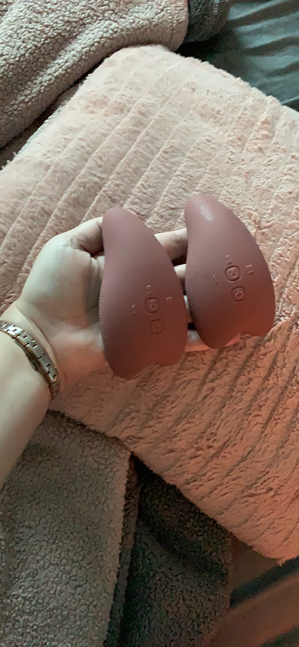 Momcozy Double Lactation Massager Warming for Breastfeeding, Pumping, Heat & Vibration for Improve Milk Flow, Breastfeeding Essentials for Clogged Ducts, Engorgement customer photo 2