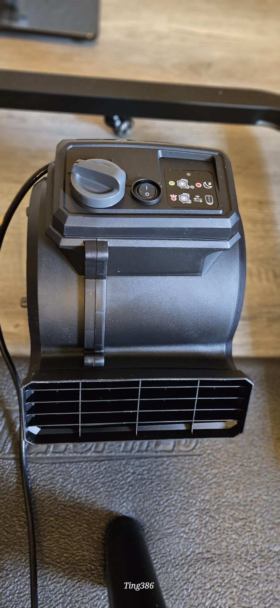 Vacmaster AM201R Aero Air Mover and Fitness Fan With Remote Control 550 CFM customer photo 1
