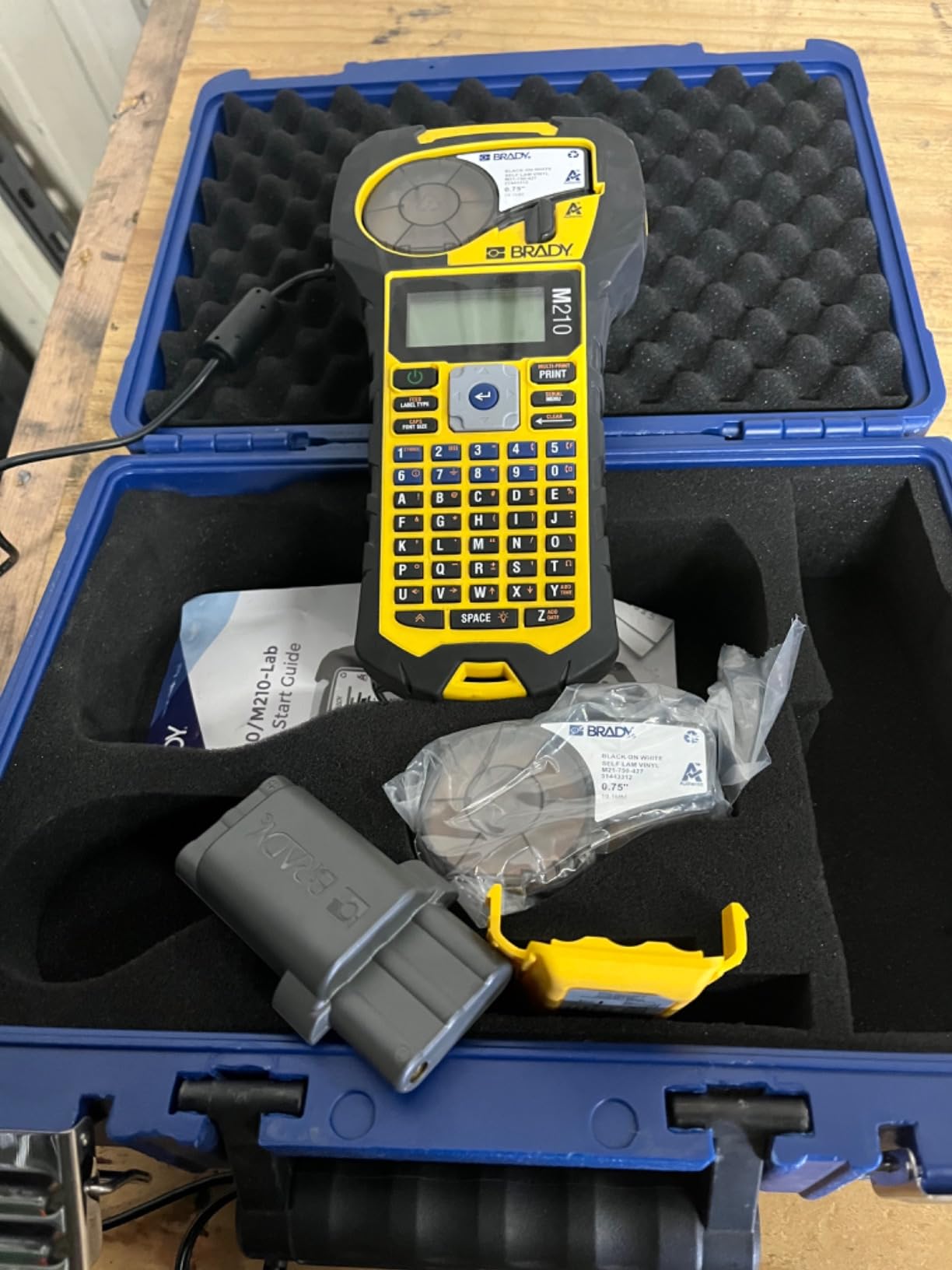 Brady M210 Portable Label Printer Kit (M210-KIT), Yellow/Black customer photo 1