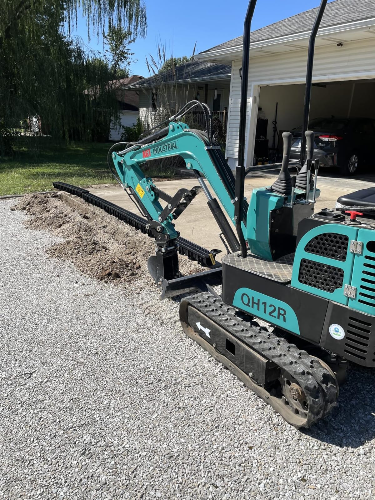 VEVOR Trench Drain System Channel Drain 5.9x5.1-Inch HDPE Drainage Trench customer photo 1