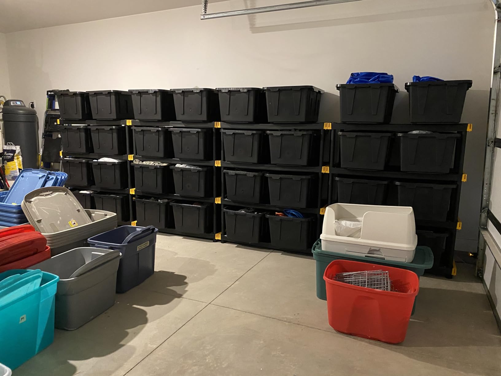 CX Heavy Duty 4-Tier Garage Storage Shelves + 8-pack 27-Gallon Bins & Lids customer photo 1