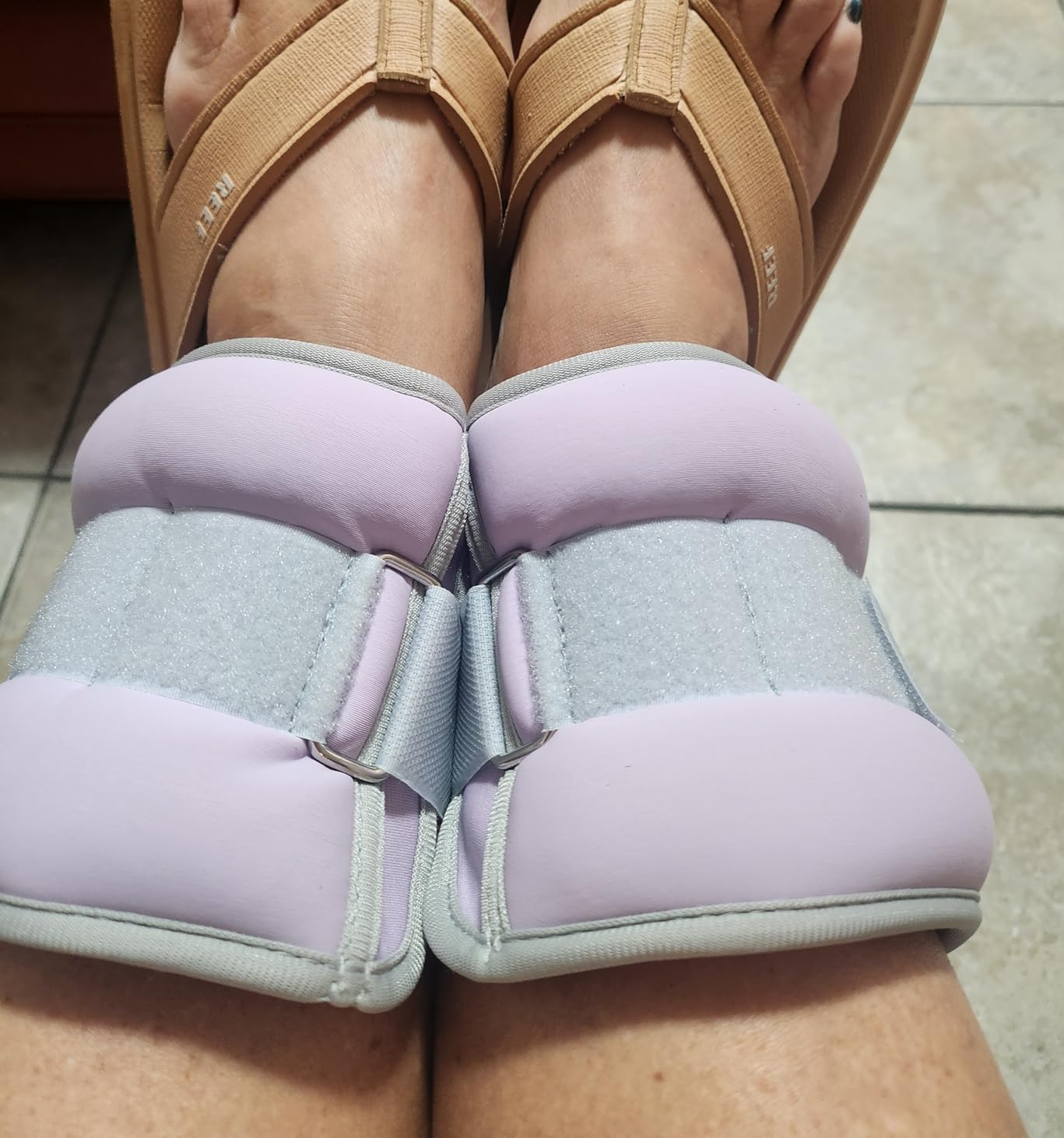 Ankle Weights A Pair of 1/2/3/4/6/8/10/12/20 LBS Wrist Leg Arm Weights for Women Men with Straps, Strength weighted for Physical Therapy Running Walking Home Fitness Gym Workout Weight Loss customer photo 2