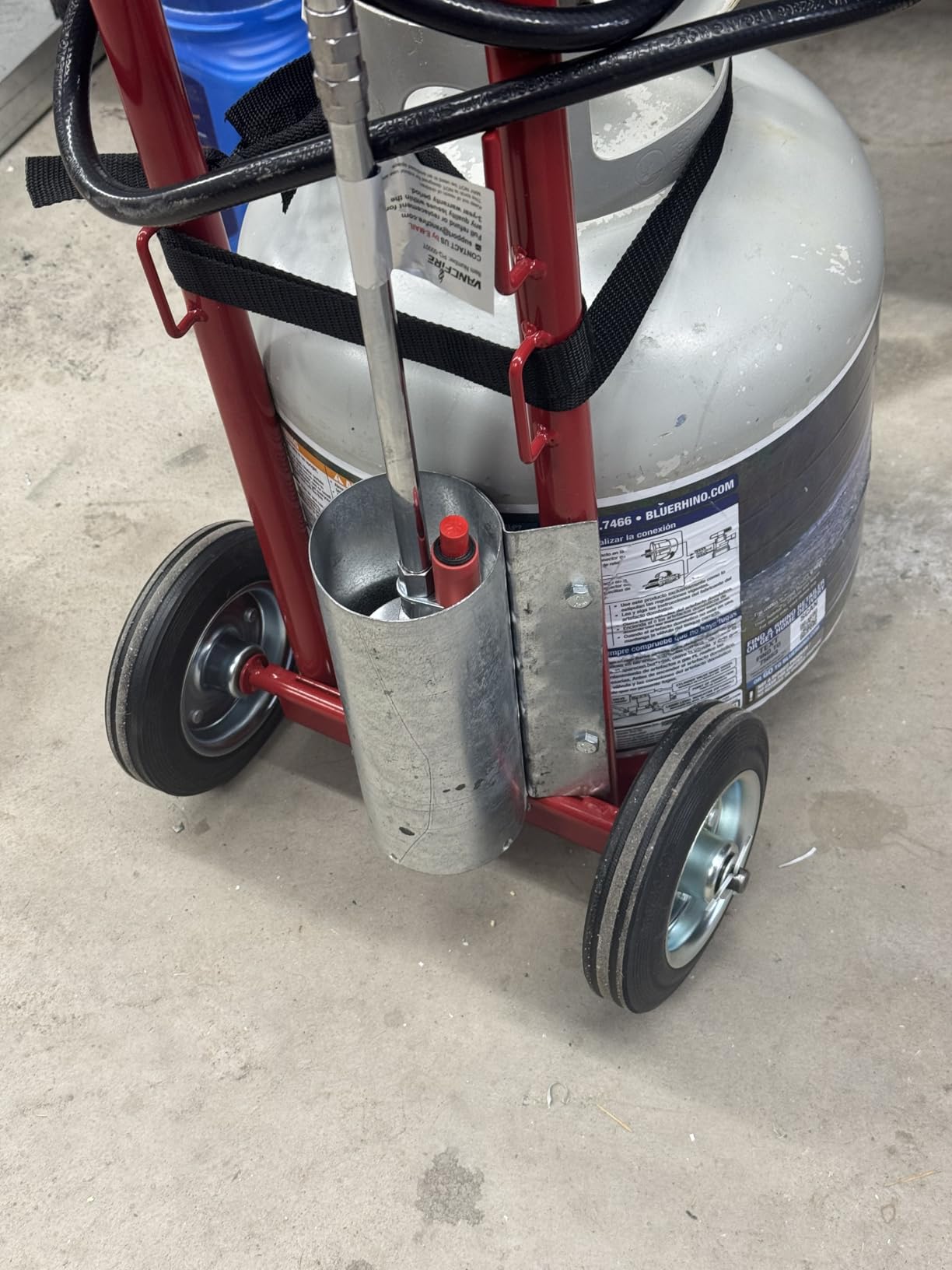 BISupply Propane Cylinder Dolly - 40lb Propane Tank Cart Hand Truck for Gas Propane Tanks 2 Wheel Dolly Cart customer photo 2