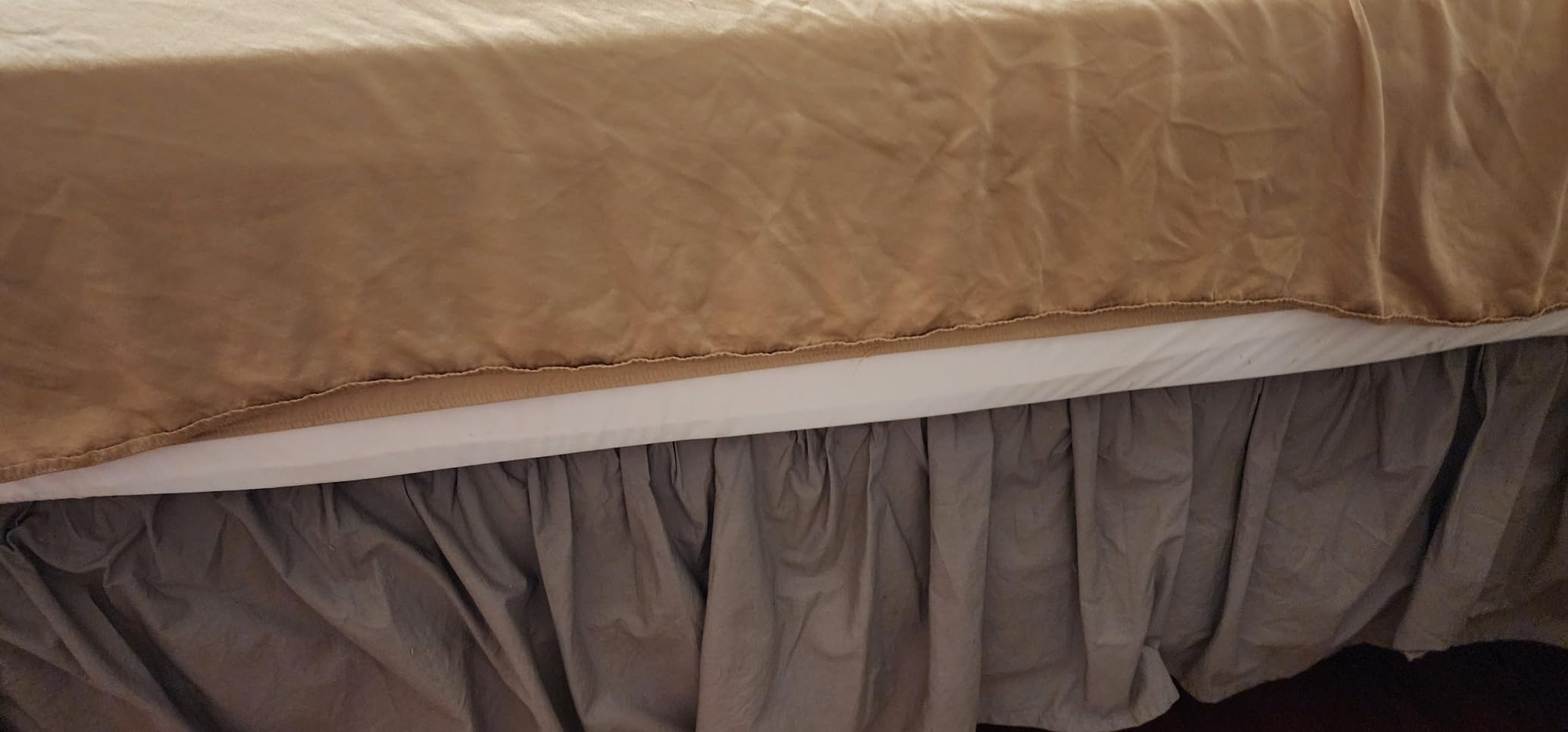 Cosy House Collection 100% Rayon Derived from Bamboo Bed Sheet Set | Cooling, Breathable, Silky Soft 4-Piece Deep Pocket Bedding Set (Queen, Cream) customer photo 2