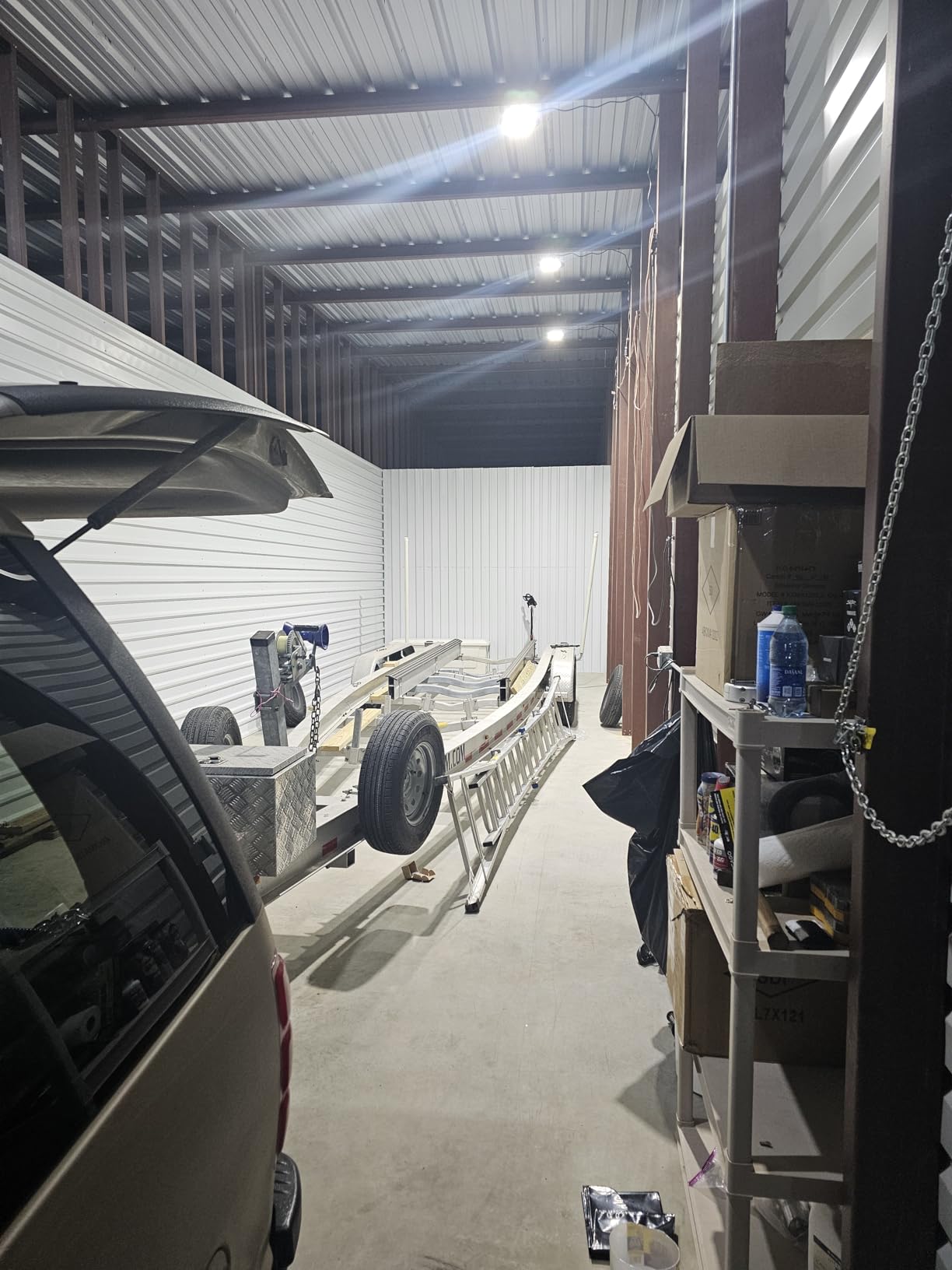 Sunco UFO LED High Bay Light, 150W, 19500 Lumens, 5000k Ultra Bright Commercial Shop Lights for Warehouse, Factory, Workshop, Garage & Barn, Ceiling Mount, Plug & Play, 120V, UL 2 Pack customer photo 2