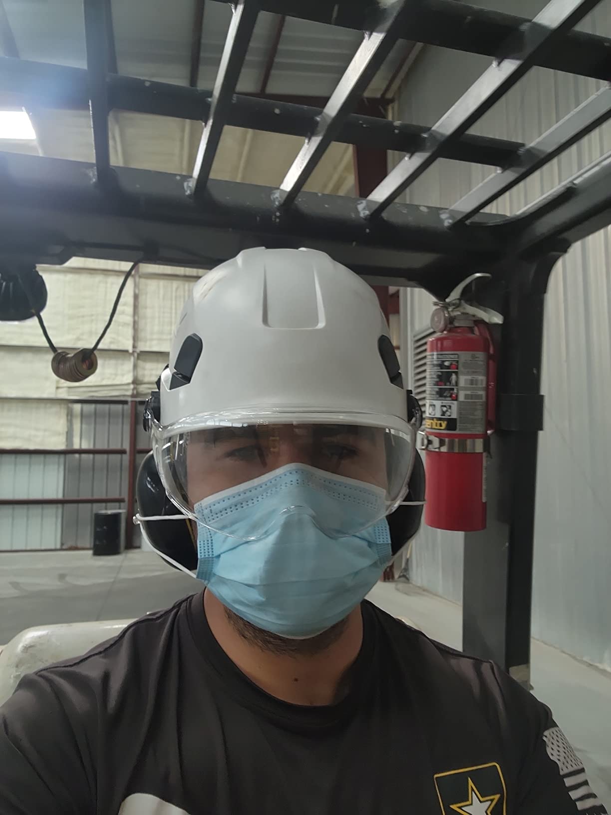 Aolamegs Construction Hard Hat with Visor and Chin Strap for Men,ANSI Z89.1 customer photo 1