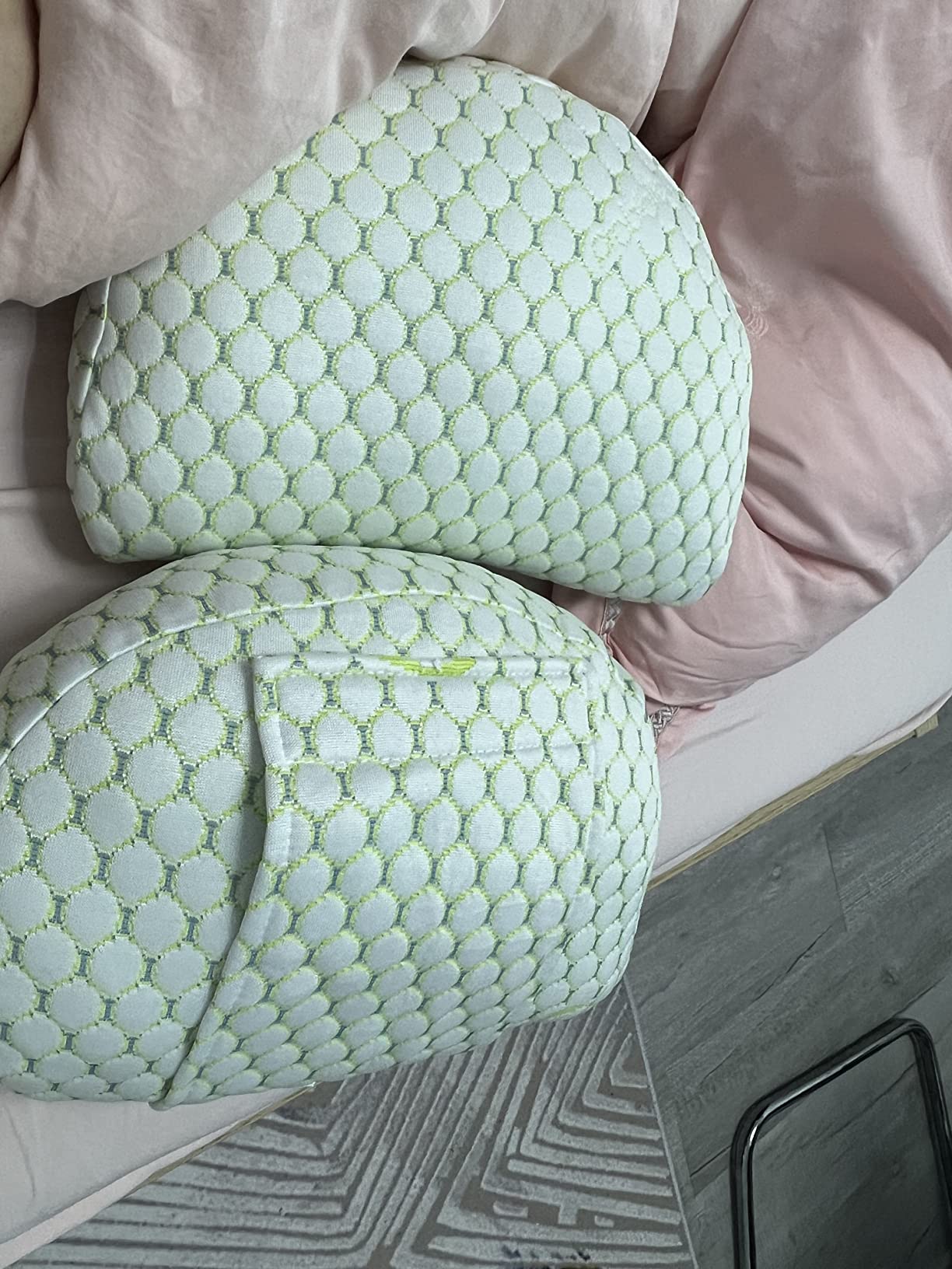 Oternal Pregnancy Pillow for Pregnant Women, Soft Pregnancy Body Pillow, Support for Back, Belly, Hips, Legs, Maternity Pillow with Detachable and Adjustable Pillow Cover customer photo 1