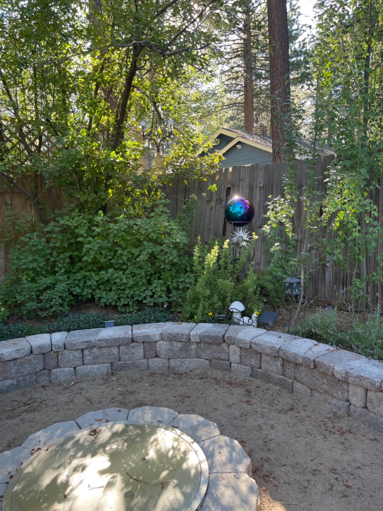 30cm/12 inch Garden Sphere Mirror Gazing Ball, Rainbow Stainless Steel Polished Reflective Smooth Hollow Globe Ball, Durable Colorful and Shiny Decorations Addition to Garden Patio Yard Home customer photo 2