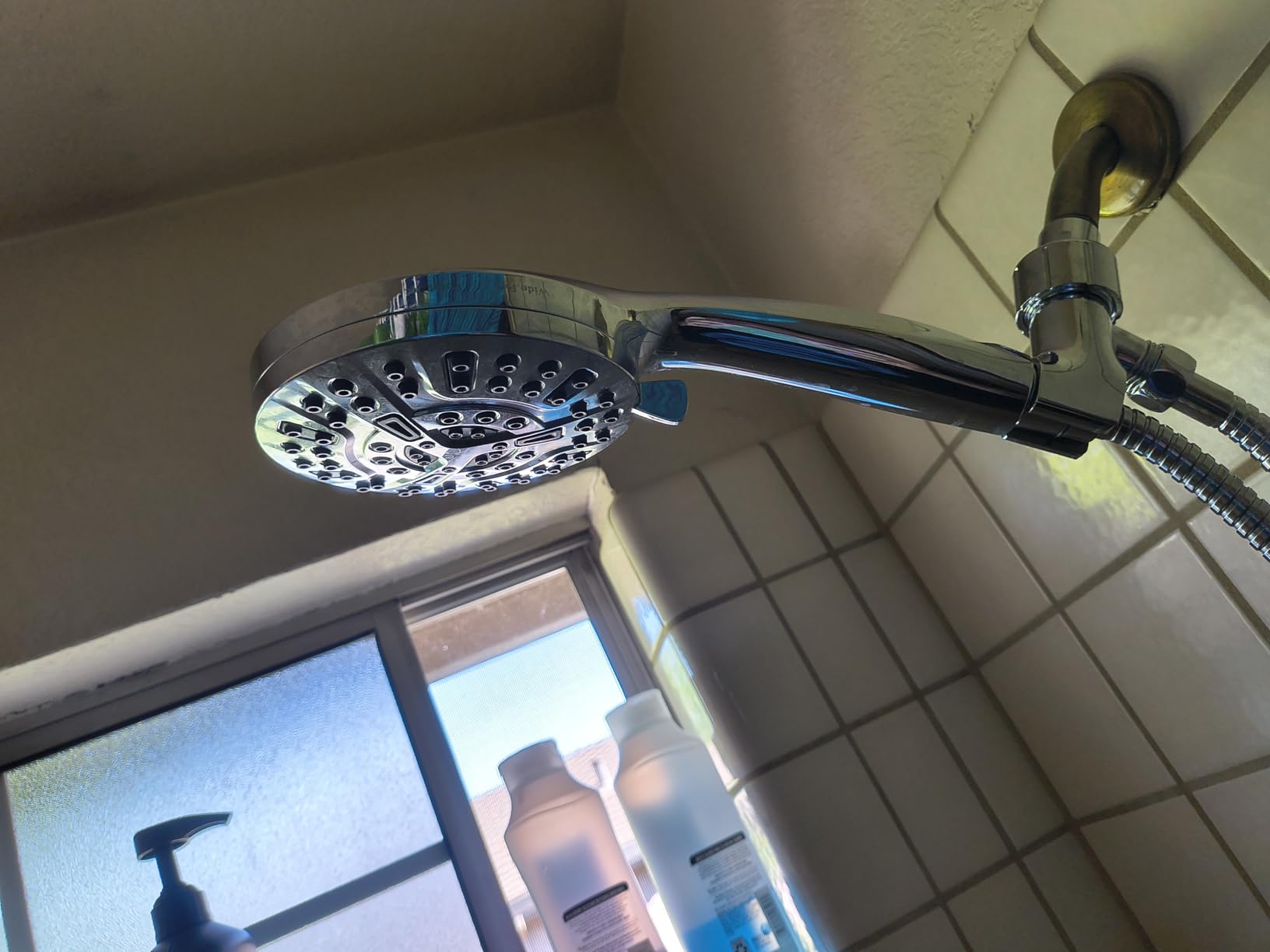 BESAQUO 9 Functions High Pressure Shower Head with Handheld, Built-in Pause Mode & Power Wash, Non-Clogging Nozzles, 6ft Hose & Bracket customer photo 1