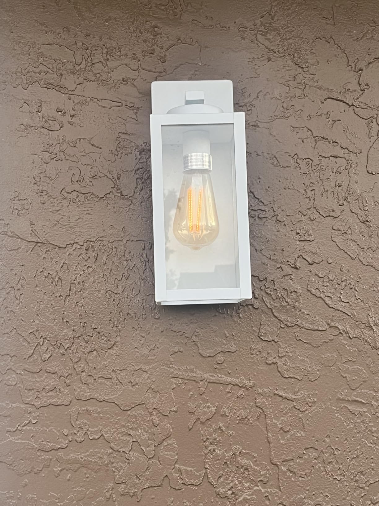 BesLowe Outdoor Wall Light Fixtures, Oil-Rubbed Bronze Wall Lanterns | Waterproof Metal Construction, Rust-resistant, Quick & Easy Installation, Clear Glass Shades & Standard E26 Socket customer photo 1