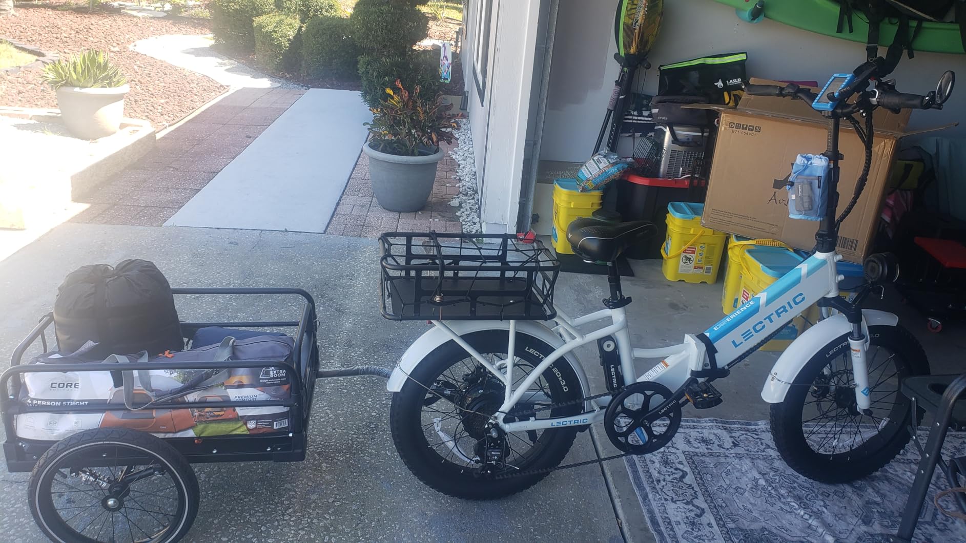 Aosom Bike Cargo Trailer with Suspension, 16'' Wheels, 88 lbs Max Load customer photo 1