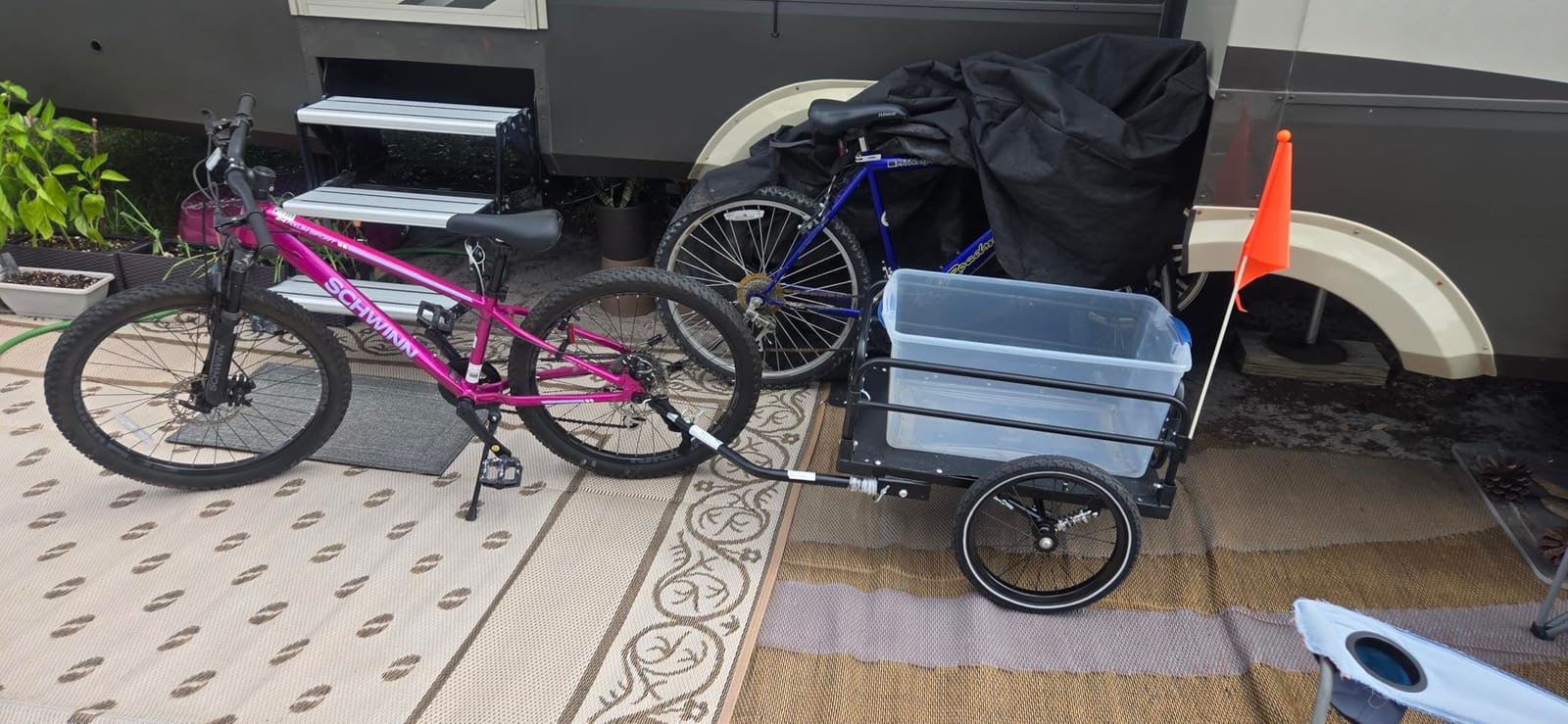 Aosom Bike Cargo Trailer with Suspension, 16'' Wheels, 88 lbs Max Load customer photo 2