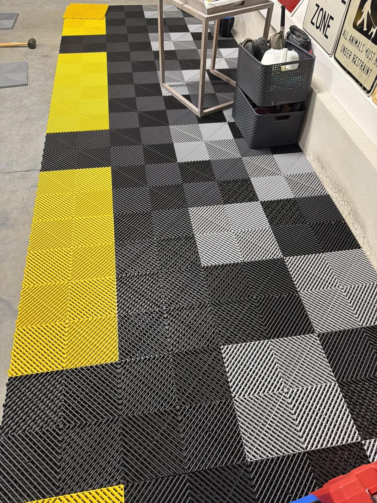 Swisstrax Ribtrax PRO Garage Floor Tiles, 15.75