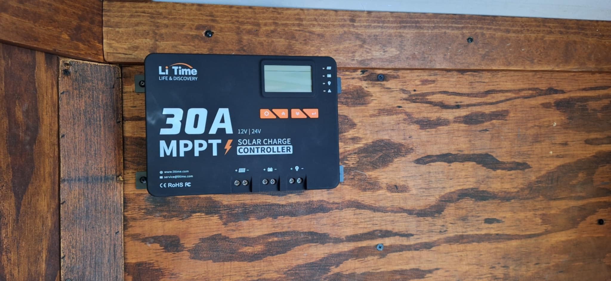 LiTime 12V/24V 30A MPPT Solar Charge Controller Bluetooth, LCD Display customer photo 2