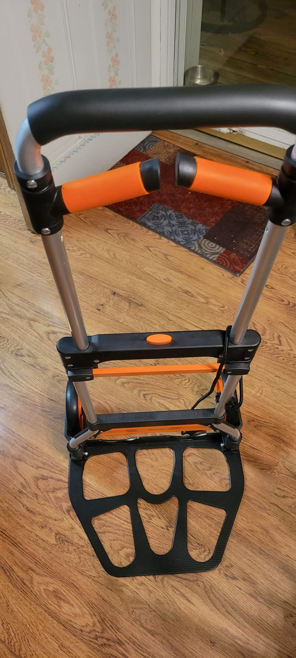 Teprovo Dolly Cart, 340lb Aluminum Folding Hand Truck with Swivel Handle, Heavy Duty Utility Dolly Foldable Trolley with Elastic Cord, 7 Inch Wheels for Moving, Warehousing, Shopping and More customer photo 2