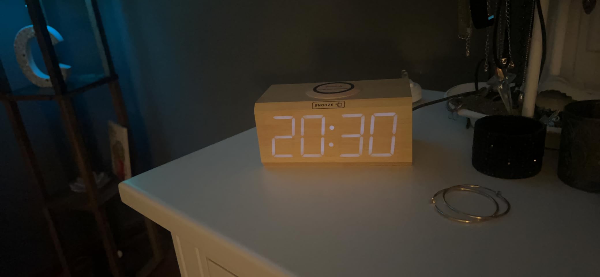 DreamSky Wooden Digital Alarm Clock with Wireless Charging for Bedroom customer photo 2
