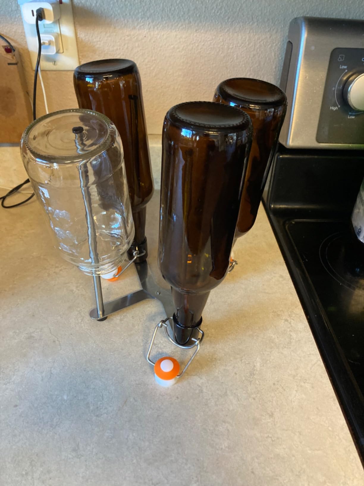 Plastic Bag & Bottle Drying Rack, Wine Decanter Drying Stand customer photo 1