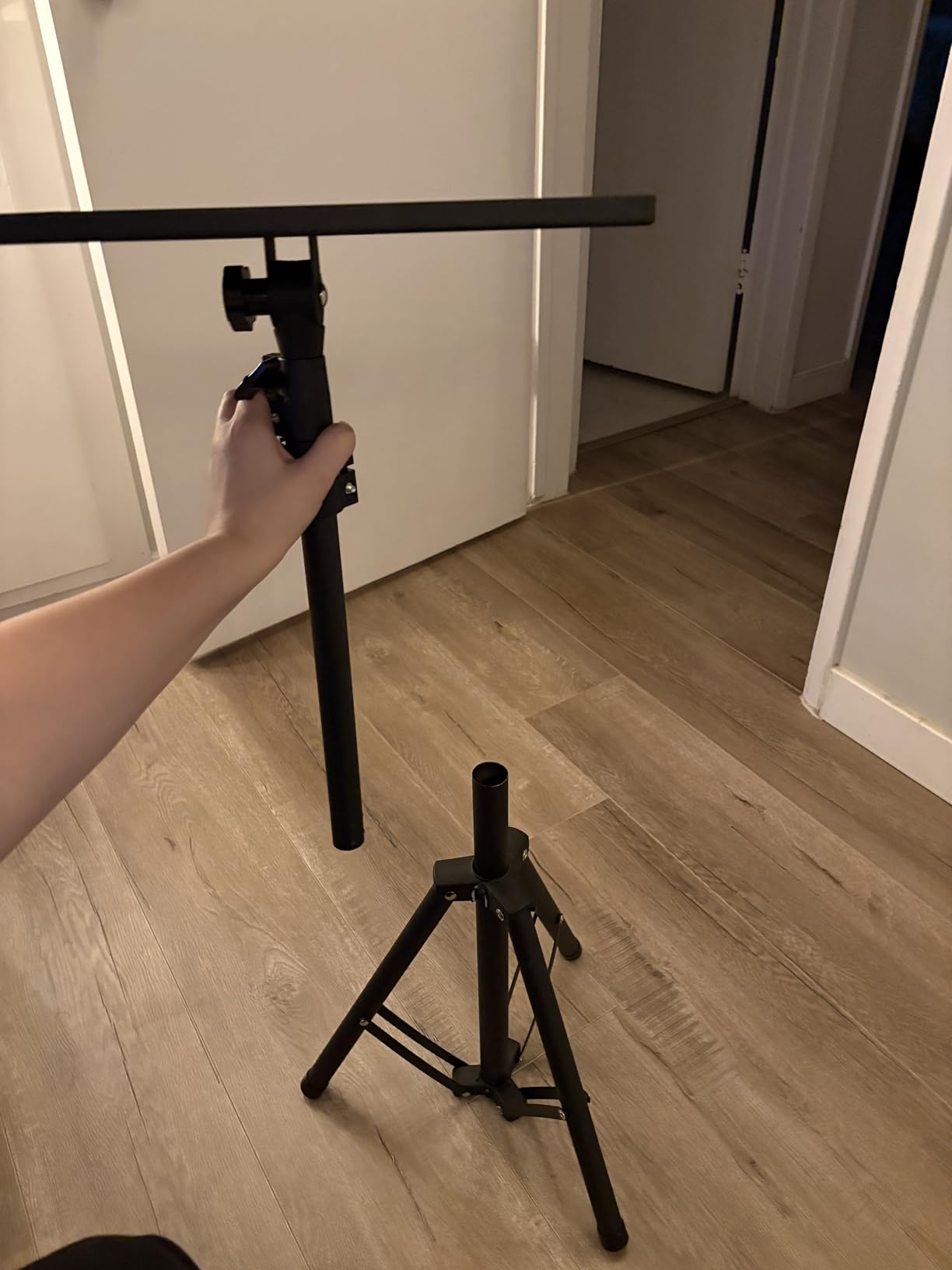 Projector Stand, 33LB Load Bearing & 22-55