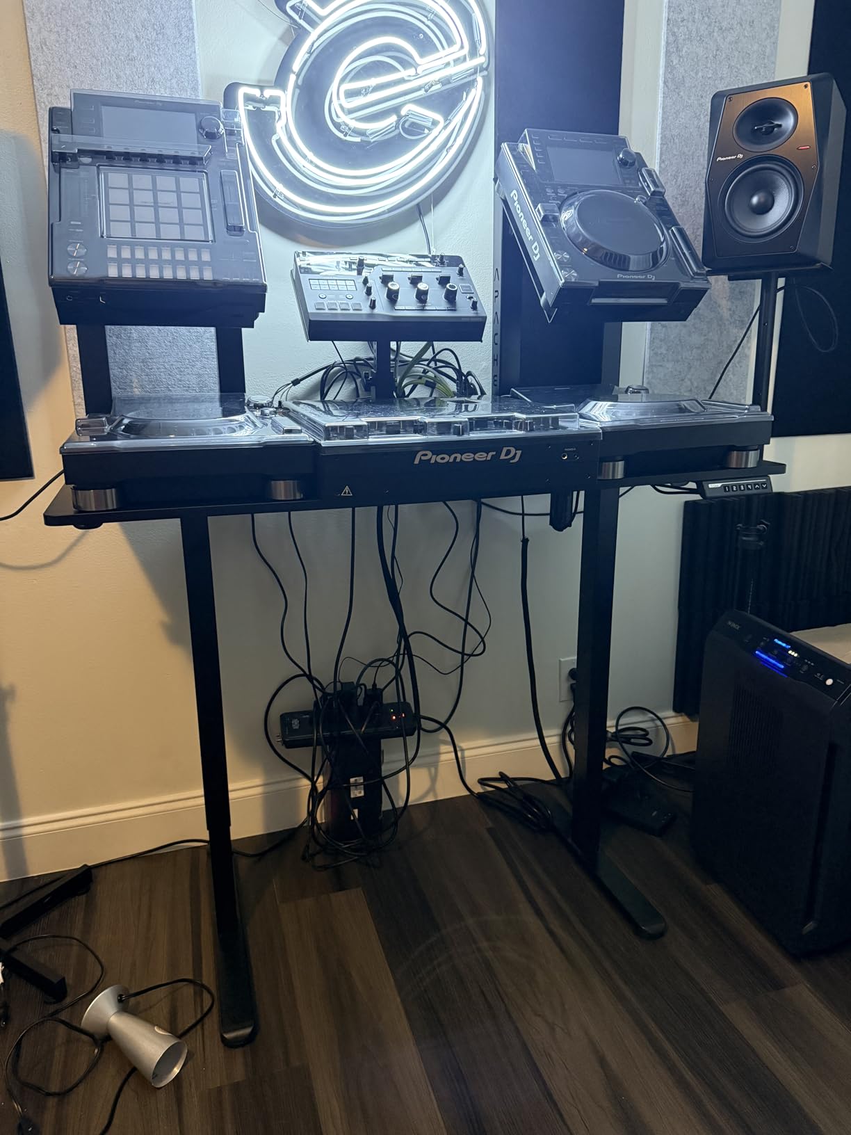 Under Desk Cable Management Tray Black, Cinati Wire Organizers No Drill, Cable Tray with Clamp for Wire Management, Cord Organization Box for Office, Home - No Damage to Desk customer photo 2