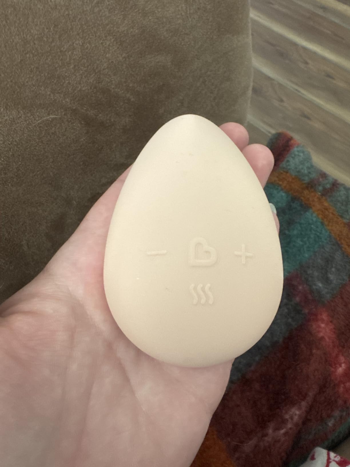 Munchkin Warm Touch Lactation Massager with Heat and Vibration, Breastfeeding Postpartum Essentials, Award Winning, Light Pink customer photo 1