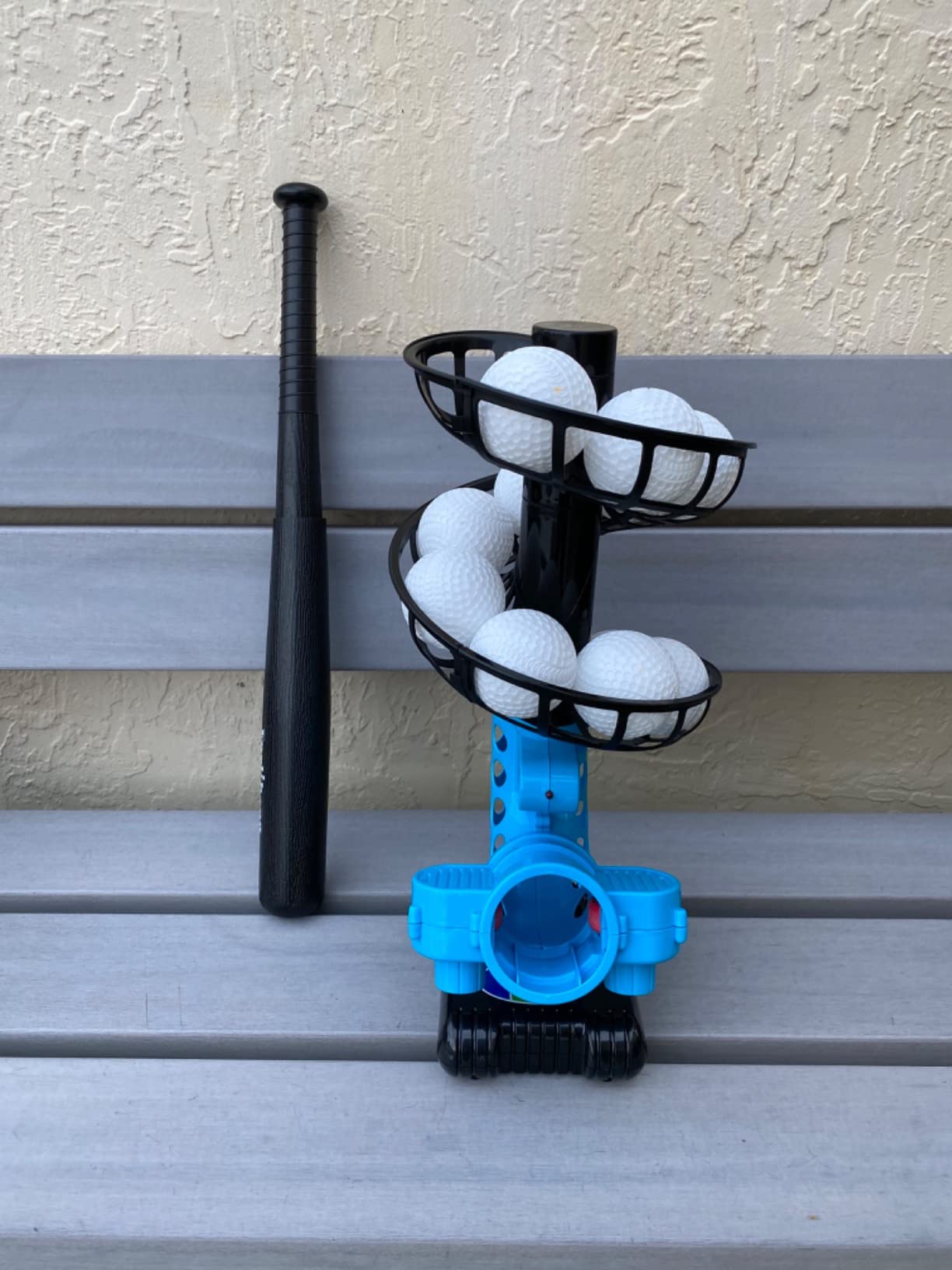 Furlihong 380BH Baseball Pitching Machine for Kids and Beginner customer photo 2