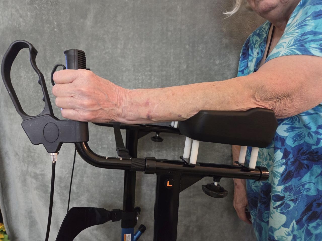 Drive Medical Elevate Upright Walker with Padded Armrests, Blue customer photo 1