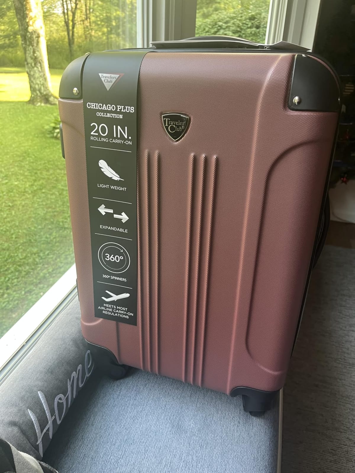 Travelers Club Chicago Hardside Expandable Spinner Luggage, Thyme Green, 22