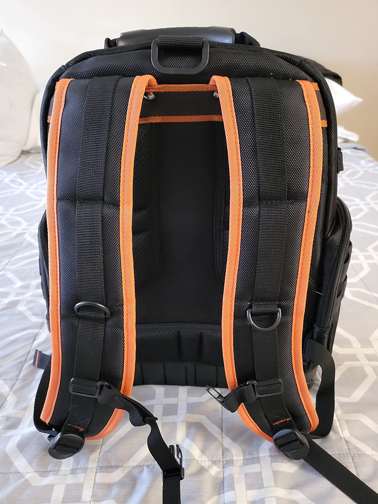 LOKASS 18.1-inch Heavy-Duty Tool Backpack, 75 Pockets, Black customer photo 2