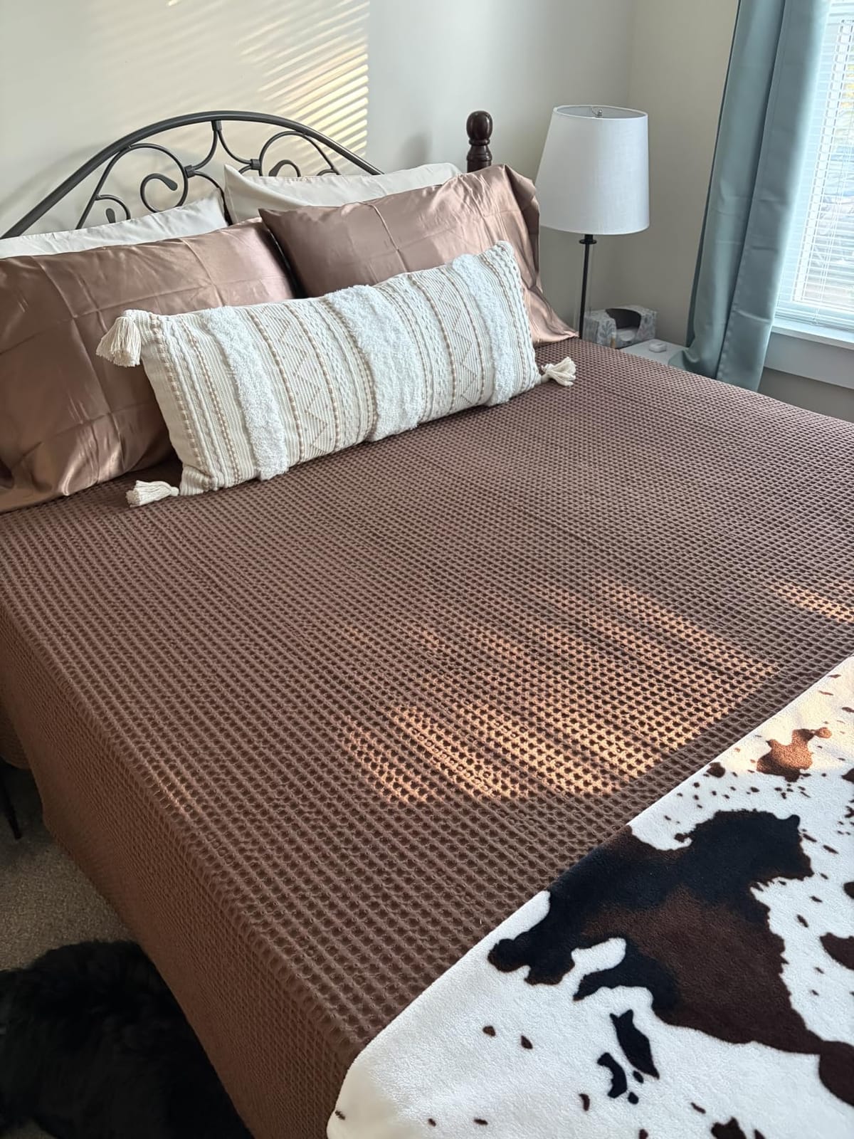 PHF Ultra Soft Waffle Weave Blanket for Bed, Queen Size, Light Khaki/Linen | Lightweight Breathable Cozy Throw for All Season Hot Sleepers, Textured Durable Aesthetic Room Sofa Decor, Machine Washable customer photo 1