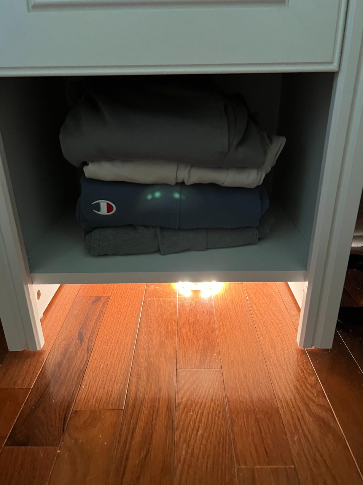 Under Bed Light, Ready-to-Use, No Setup, 360° Motion Sensor Night Light customer photo 2