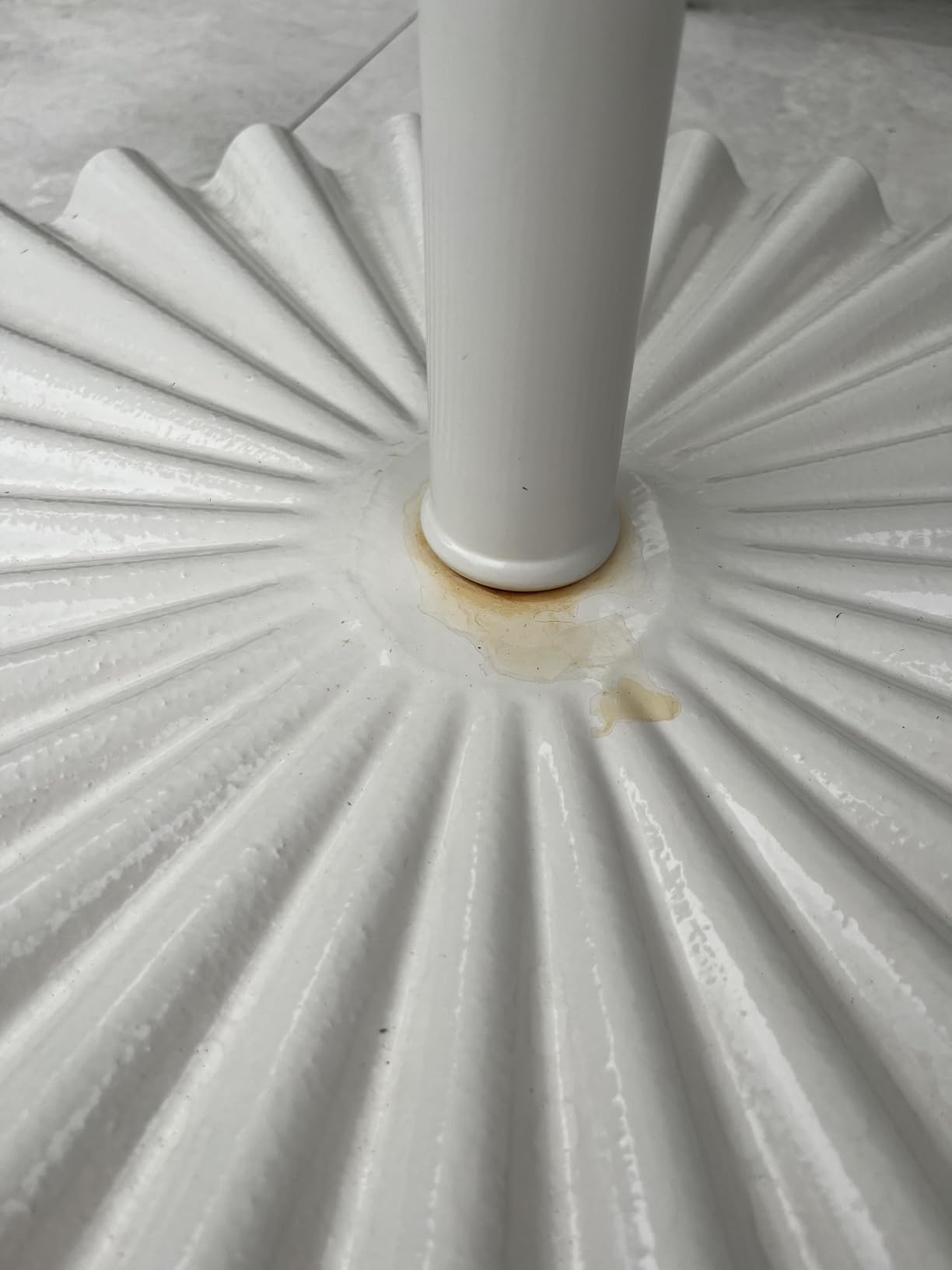Business & Pleasure Co. The Clamshell Base - Outdoor Patio Umbrella Base - Antique White, 55lbs customer photo 1