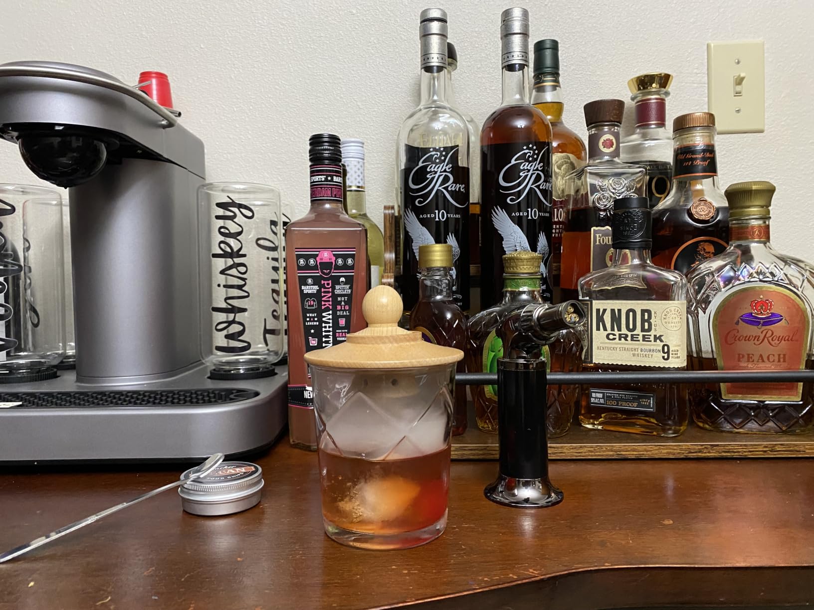 Cocktail Smoker Kit with Torch – 6 Flavors Wood Chips – Bourbon, Whiskey Smoker Infuser Kit, Old Fashioned Drink Smoker Kit, Birthday Bourbon Whiskey Gifts for Men, Dad, Husband (Without Butane) customer photo 1