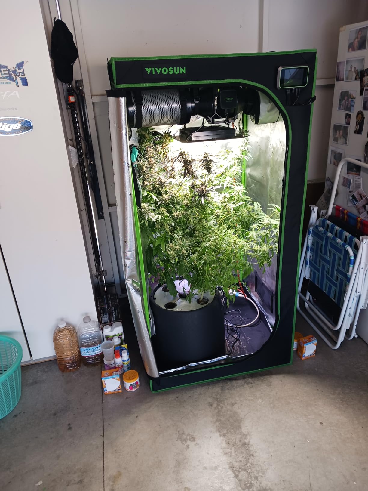 VIVOSUN GIY Smart Grow Tent System 3x3, WiFi-Integrated Grow Tent Kit, with Automate Ventilation and Circulation, Schedule Full Spectrum 200W LED Grow Light, and GrowHub E42A+Controller customer photo 2