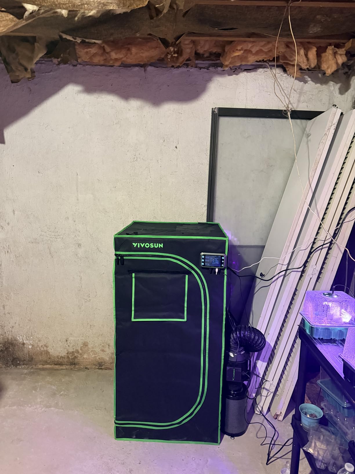 VIVOSUN Smart Grow Tent Kit 4x4, 4-Plant WiFi-Integrated Grow System customer photo 2