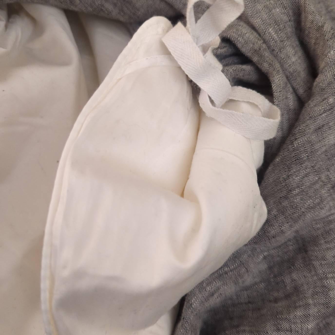YOUR MOON Lightweight Summer Mulberry Silk Comforter Queen, White customer photo 1