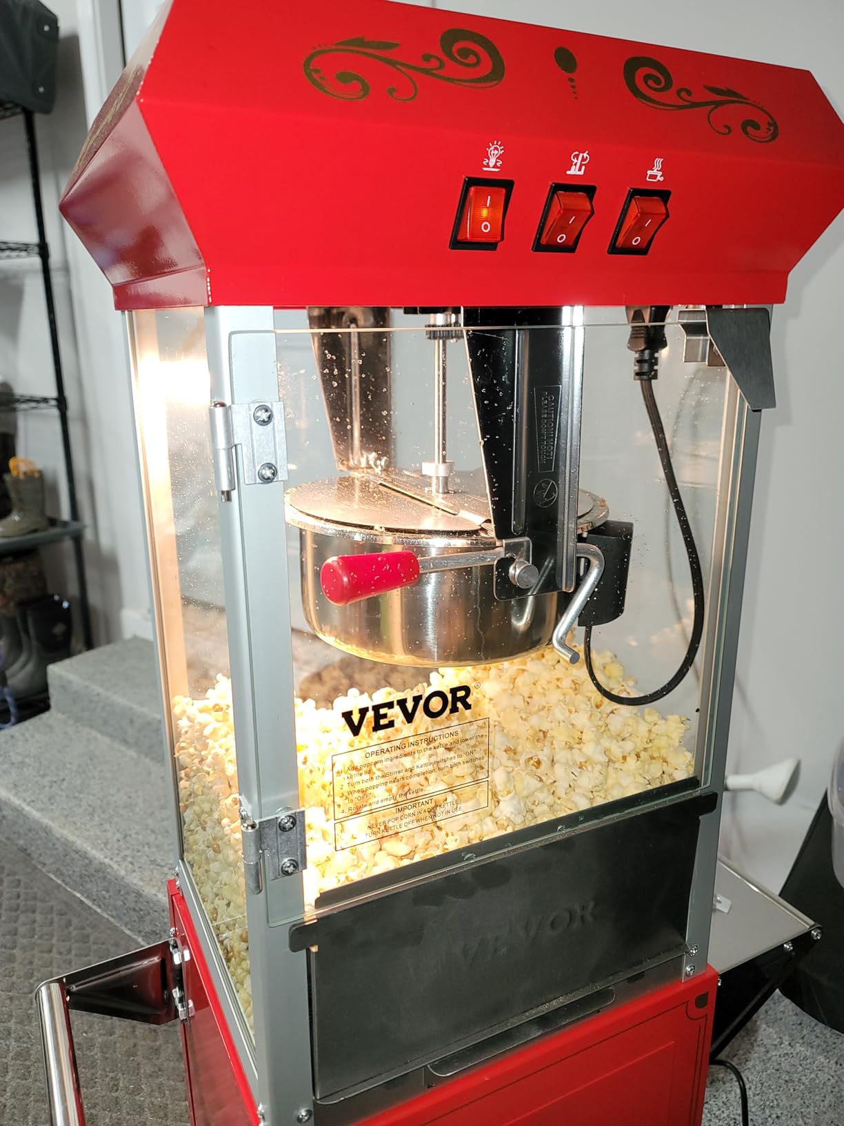 VEVOR Commercial Popcorn Machine, 8 Oz Kettle, 850 W Popcorn Maker on Wheels for 48 Cups per Batch, Theater Style Popper with 3-Switch Control Steel Frame Tempered Glass Doors Cart 1 Scoop 2 Spoons customer photo 1