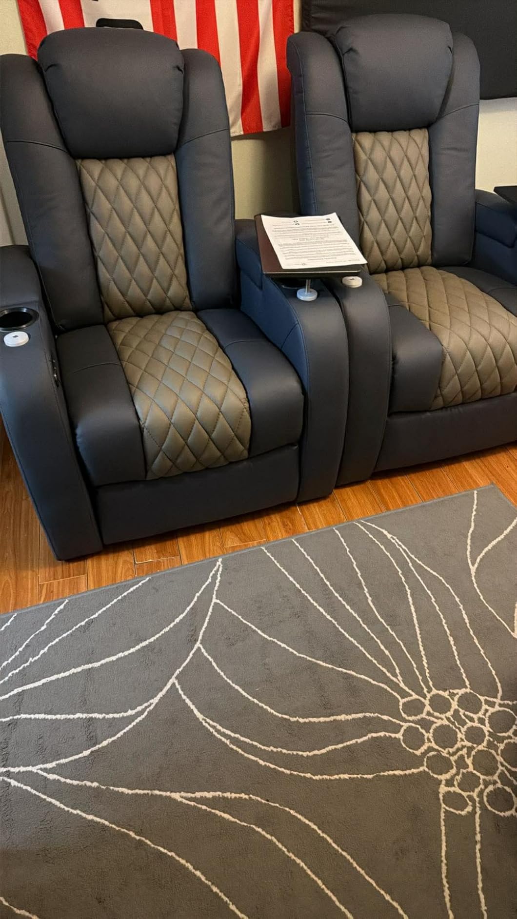 Weilianda Home Theater Seating, Top Grain Leather Movie Theater Chair customer photo 1