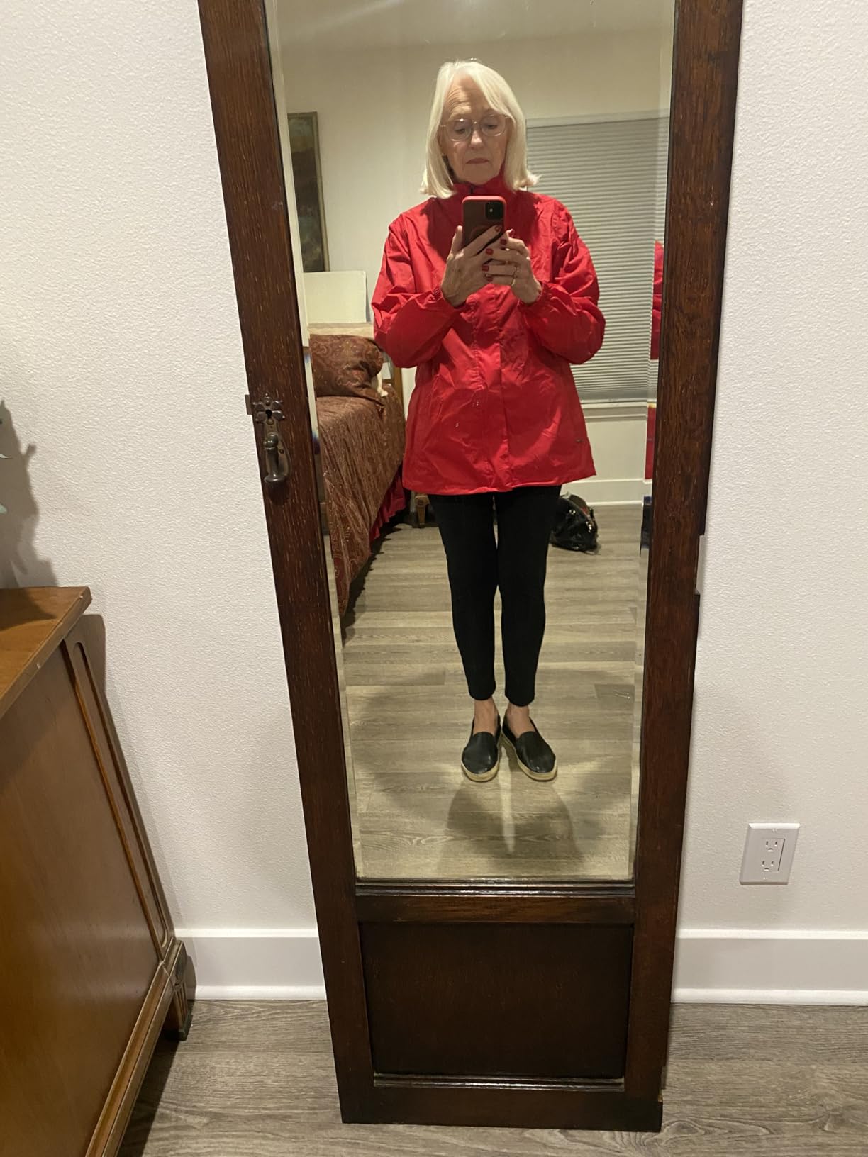 Women's Rain Jacket Waterproof Lightweight Packable Raincoat customer photo 2