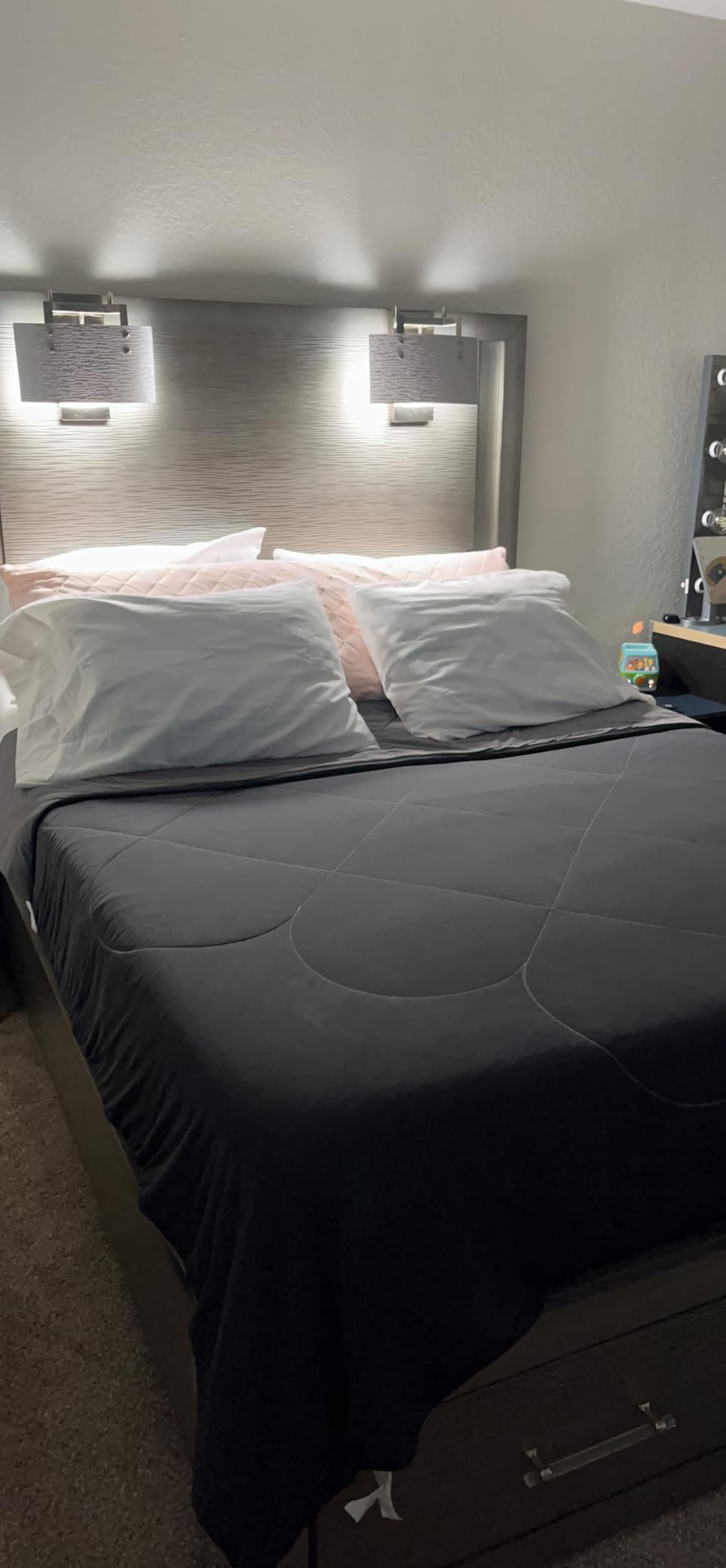 HOMFINE Cooling Comforter for Hot Sleepers Queen, Gray 90