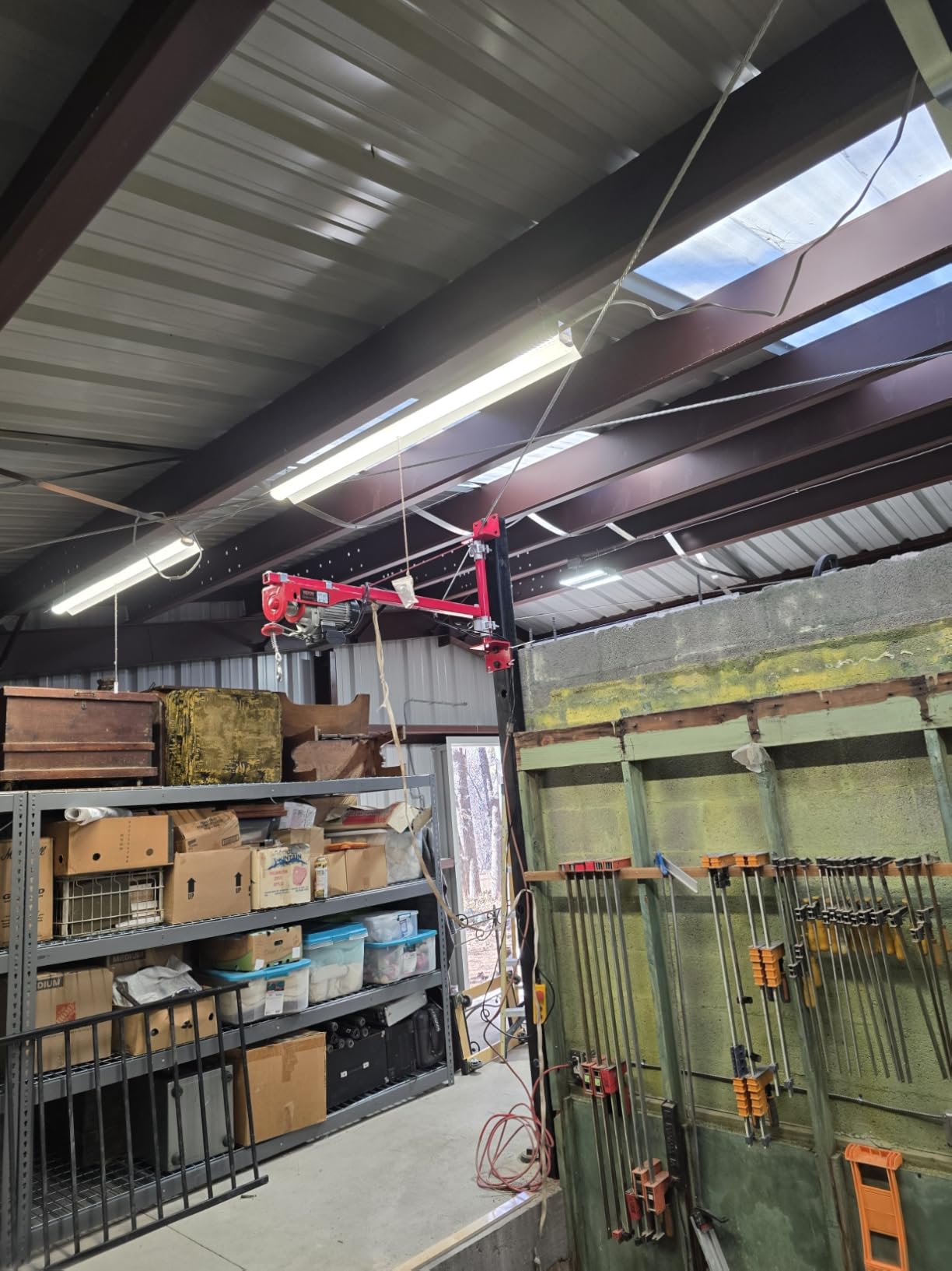 VEVOR 880lbs Electric Hoist with 14 FT Wired Remote Control, Electric Hoist 110 Volt with 20-40 FT Lifting Height for Garage Warehouse Factory customer photo 2