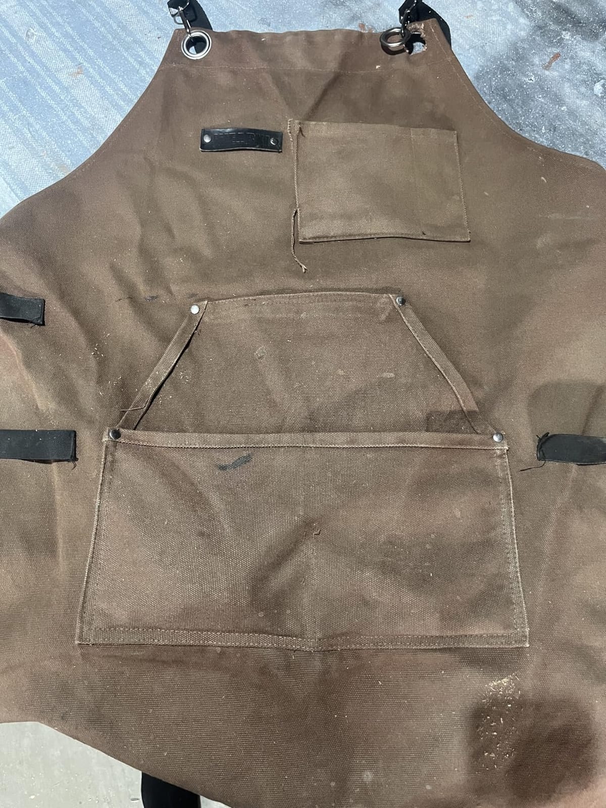 WEARXI Aprons for Men, Woodworking Canvas Apron with Tool Pockets customer photo 1