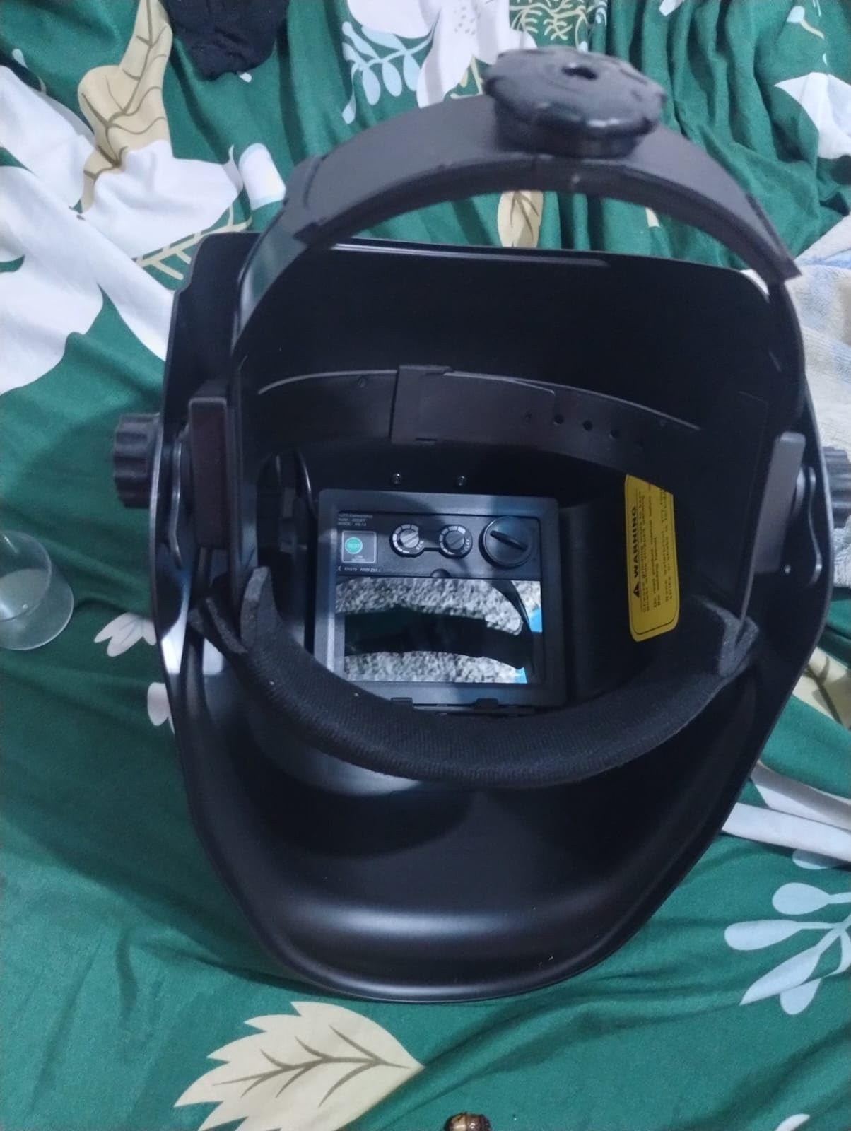 TRQWH Welding Hood Auto Darkening Welding Helmet with Light True Color customer photo 2