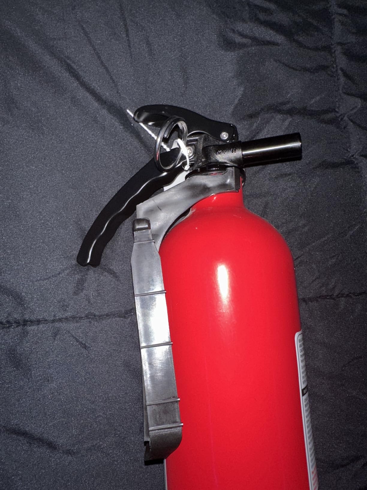 Kidde Kitchen + Home Fire Extinguisher Set, 711A | 1-A:10-B:C, RESSP+FA110G | Residential Extinguisher Combo Set for Small Cooking Oil and Grease Fires + Common Household Fires, 2.5 lb. Dry Chemical customer photo 1