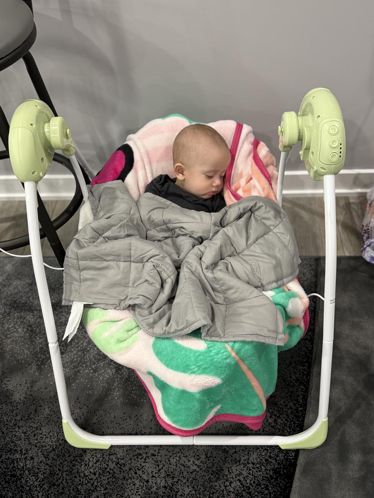 Sivio Weighted Lap Blanket for Sleeping, 2lbs 20 x 30 inches customer photo 2