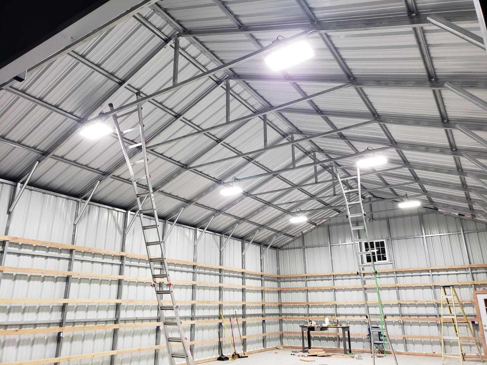 hykolity 2FT 150W LED Linear High Bay Shop Light, 20250LM 5000K 135LM/W | 0-10V Dimmable, High Bay LED Shop Lights for Shop Garage Warehouse Workshops Supermarket Stadium, 100-277V, ETL, 4 Pack customer photo 2