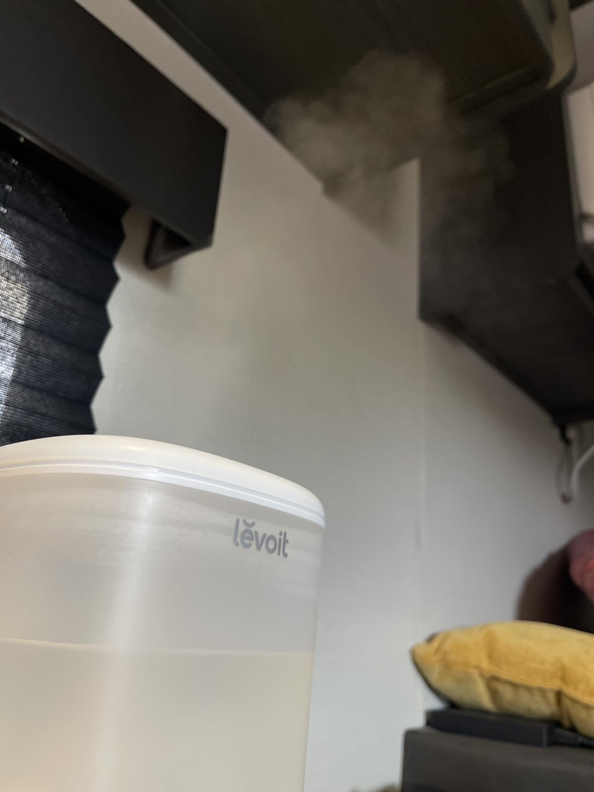 LEVOIT Humidifiers for Bedroom,Top-Fill Ultrasonic Cool Mist Humidifier customer photo 1