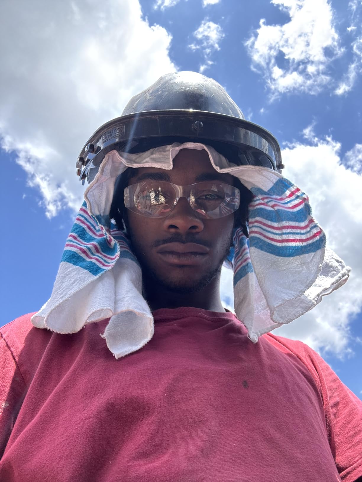 PACIFIC PPE Full Brim Hard Hat, OSHA Construction Safety Helmet Certified to ANSI Z89, 4 Point Adjustable Ratchet Suspension, Class E, G & C, White customer photo 1