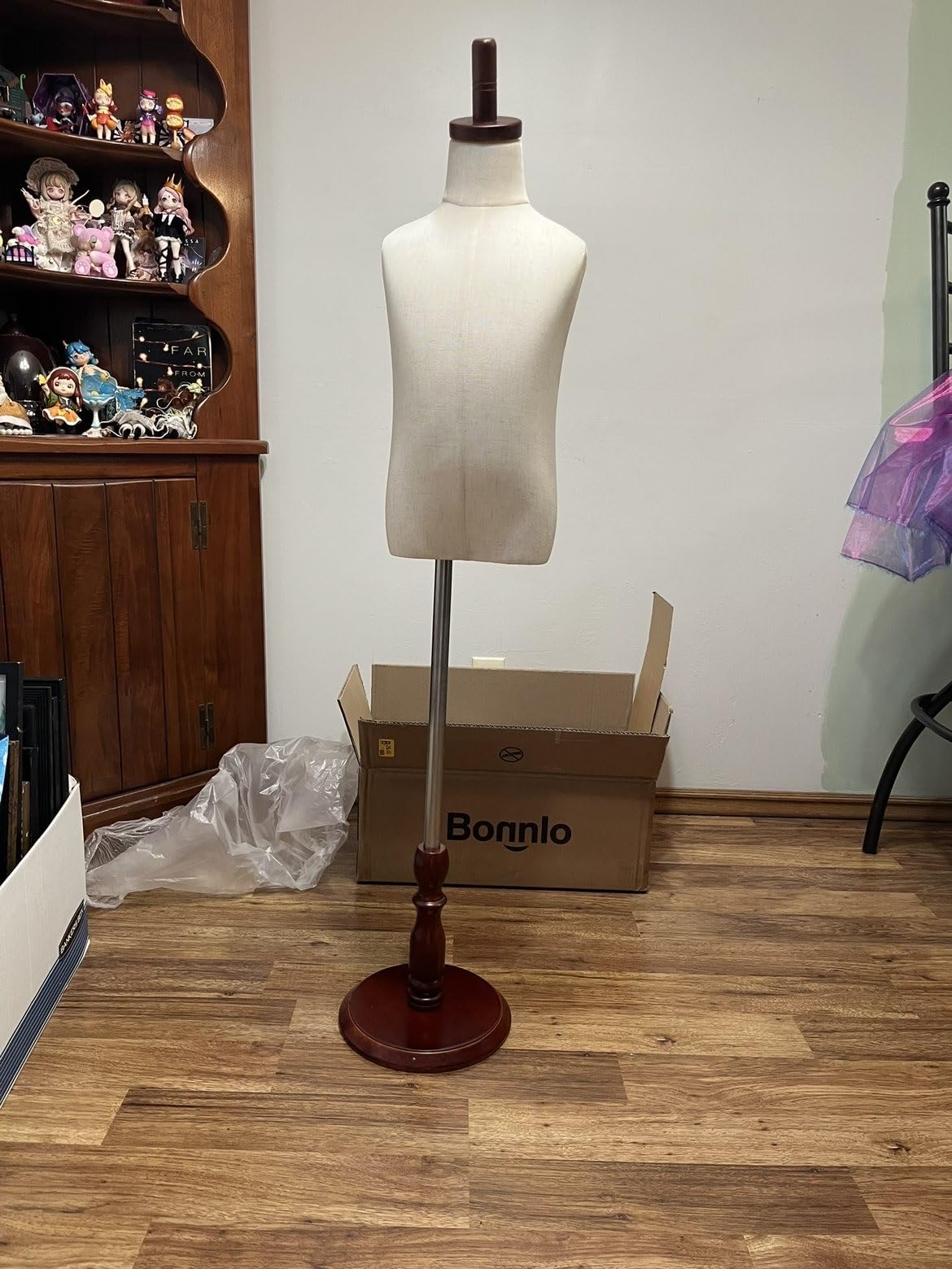 Bonnlo Upgraded Kid Dress Form, 10-12 Years Old Child Mannequin Torse Body with Adjustable Solid Wood Stand for Dress Jewelry Display (10-12 Years Old) customer photo 2