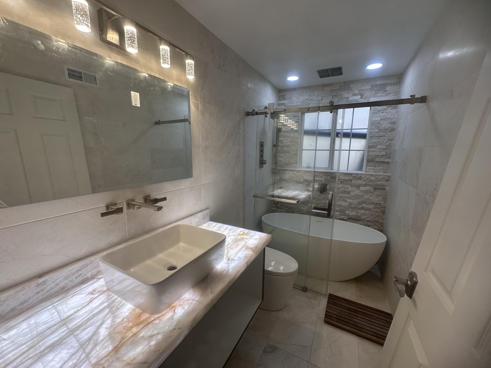61'' Free Standing Tub, Stone Resin Bathtub with Overflow & Drain | Solid Surface Freestanding Bathtub, Modern Soaking Tub, Matte White customer photo 2