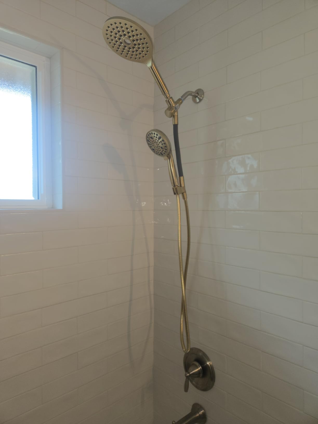 MakeFit Dual Handheld Shower Head Combo, 2-in-1 Rain Shower Heads System 8 Inch Rainfall Shower Head and 10 Modes High Pressure Hand Held Showerhead with Built-in Power Wash customer photo 2